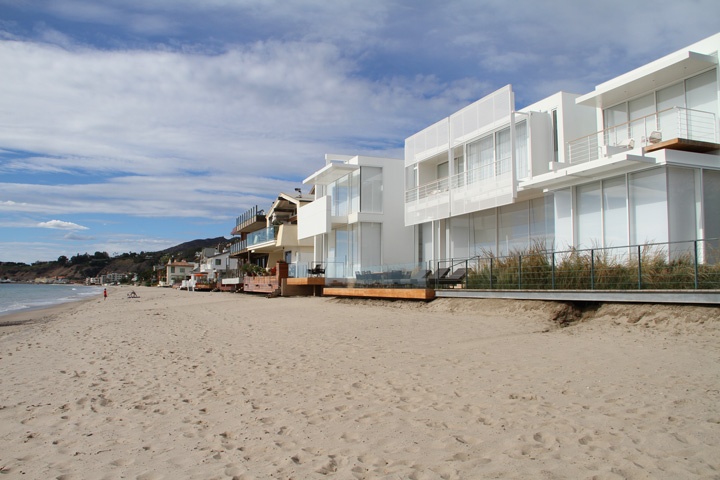 Carbon Beach Ocean Front Homes For Sale in Malibu, California