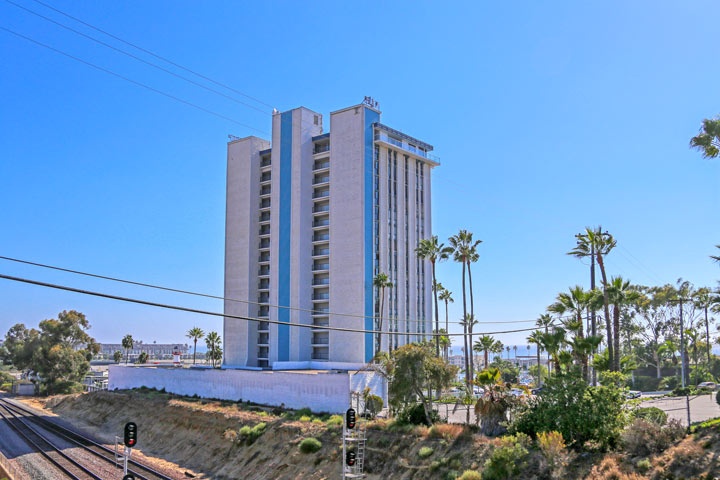 Marina Towers Conods For Sale In Oceanside, CA