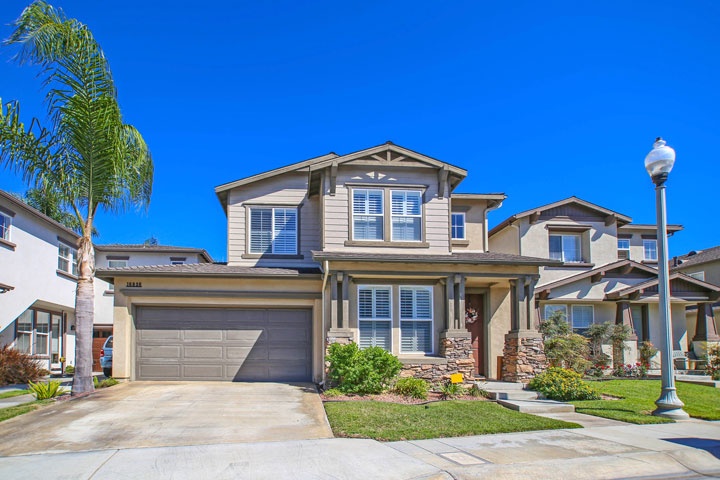 Summer Lane Community Homes For Sale In Huntington Beach, CA