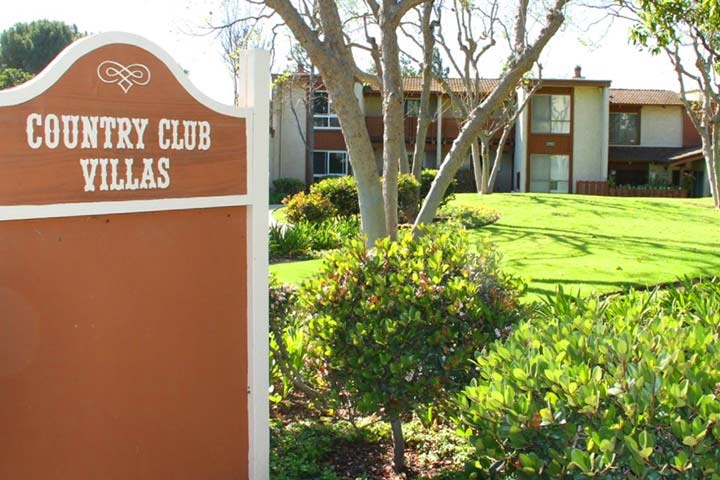 Country Club Villas Condos For Sale in Long Beach, California