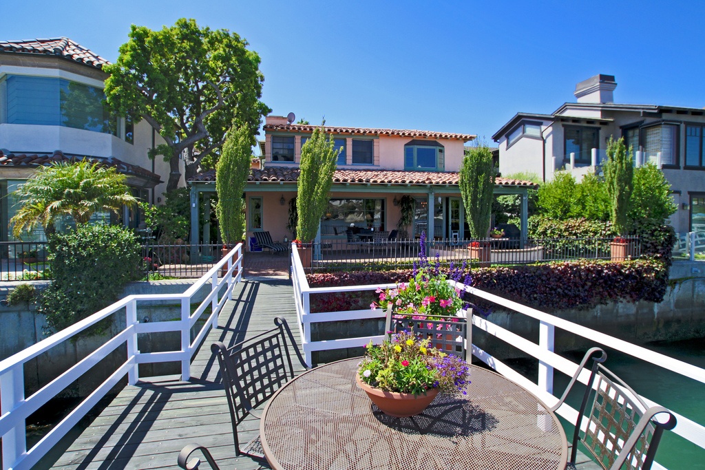Balboa Peninsula Custom Homes | Balboa Peninsula Newport Beach | Newport Beach Real Estate
