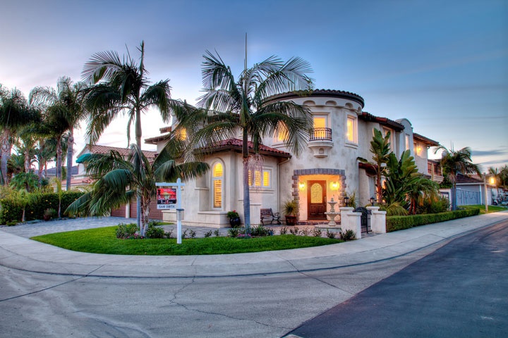 Cyprus Cove San Clemente Home For Sale located at 220 Avenida Vista Del Oceano