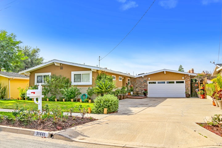 Ganado Homes For Sale In San Juan Capistrano, CA