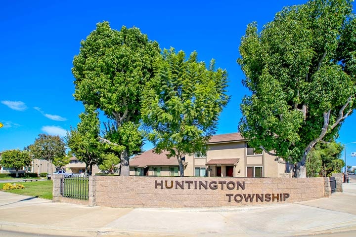 Huntington Township Community Homes For Sale In Huntington Beach, CA