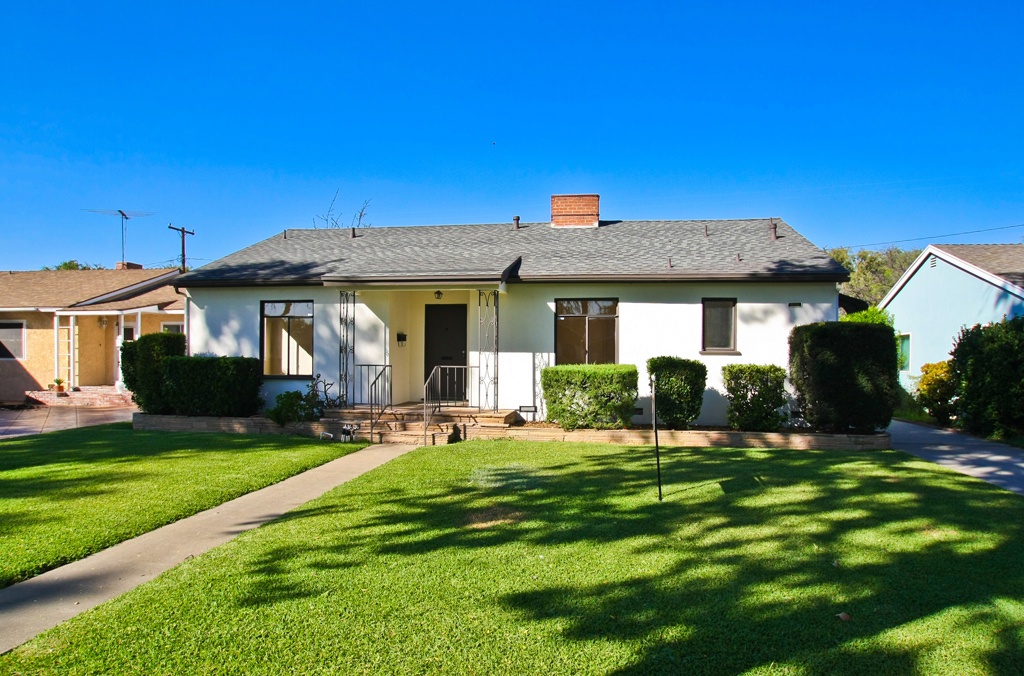 Santa Ana Real Estate - Home for sale - 905 Catalina
