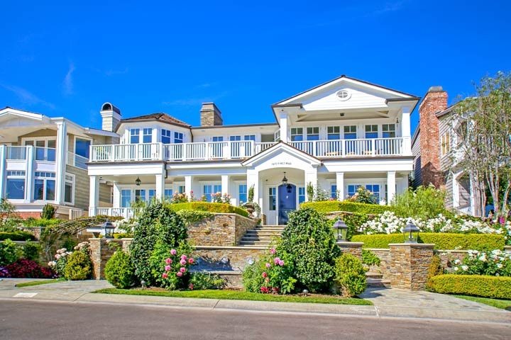 Kings Road Homes For Sale in Newport Beach, California