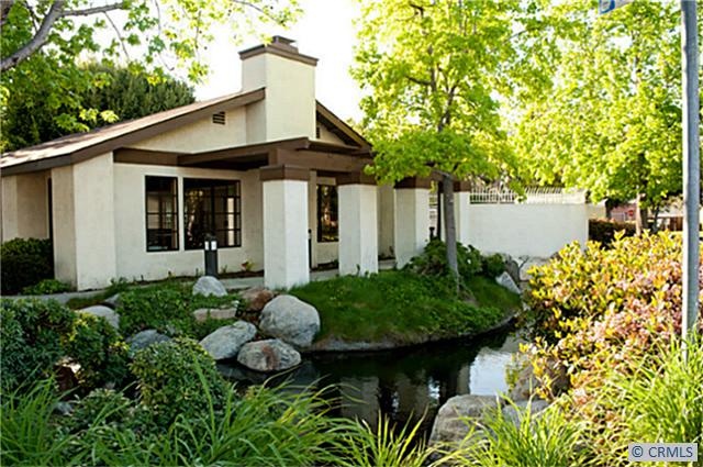 Meadow Brook Village Villas Clubhouse | Garden Grove, CA
