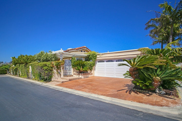 Niguel Shores Home For Sale at 24171 Vista D Oro, Dana Point
