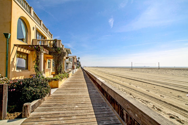 Peninsula Homes For Sale in Long Beach, California