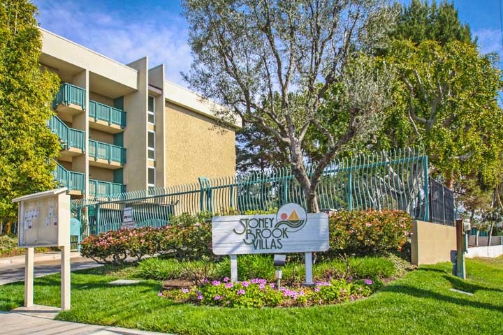Stoney Brook Villas Condos For Sale in Long Beach, California