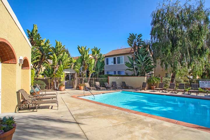 The Villas Community Pool in Solana Beach, California
