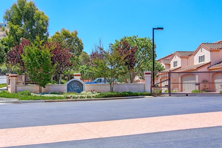 Villa Capri Condos For Sale in Rancho Palos Verdes, California