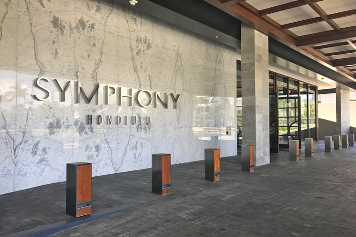 Symphony Honolulu Sign