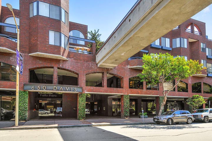 Golden Gateway Commons Condos For Sale in San Francisco, California