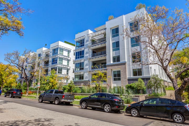 450 N. Palm Condos For Sale At 450 N. Palm Drive in Beverly Hills, California